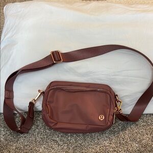 Lululemon Spiced Chai colored belt bag 2L size